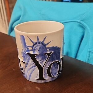 New York City Blue and White 3-D Mug